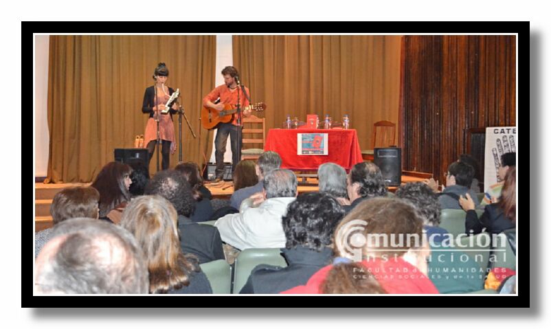 Presentaci�n de la nueva novela de Alicia Kozameh �Eni Furtado no ha dejado de correr�