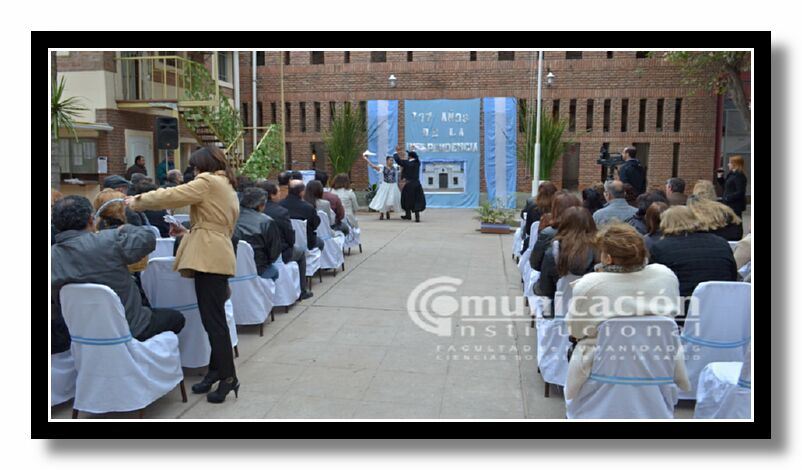 Danzas tradicionales engalanaron la celebracin.