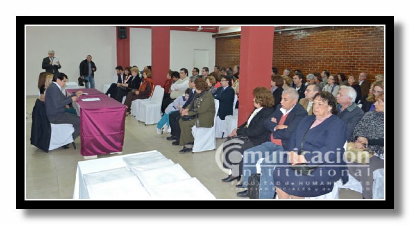 Estuvieron presentes, Autoridades de la Facultad, Docentes, familiares e invitados especiales.