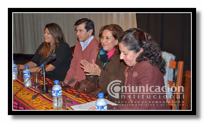 Ana Sequeira (Delegaca Licenciatura Trabajo Social,); Lic. Hugo Marcelino Ledesma (Vicedecano FHCyS) ; Lic. Natividad Nassif (Rectora UNSE); Dra. Viviana Murrillo (Rectora del Instituto San Martin de Porres).