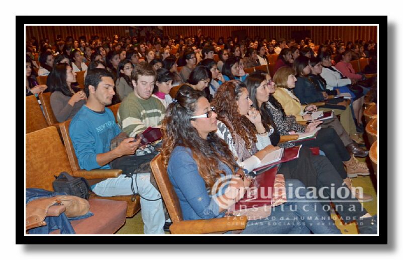 El Seminario estuvo dirigido a graduados universitarios.