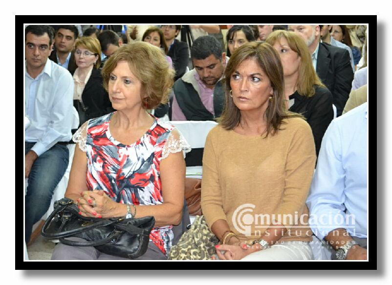 Lic. Rosa Mara Conca (Secretaria Academica FHCSyS), Mg. Mara Luz Palomares (Sec. Ciencia Tcnica y Posgrado FHCSyS)