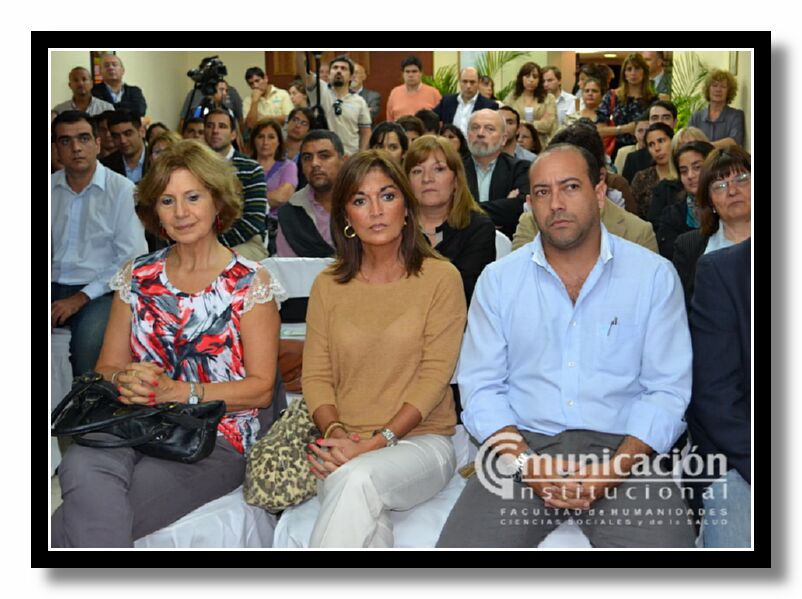 Lic. Rosa Mara Conca (Secretaria Academica FHCSyS), Mg. Mara Luz Palomares (Sec. Ciencia Tcnica y Posgrado FHCSyS), Lic. Diego Morales (Sec. Administracin FHCSyS)