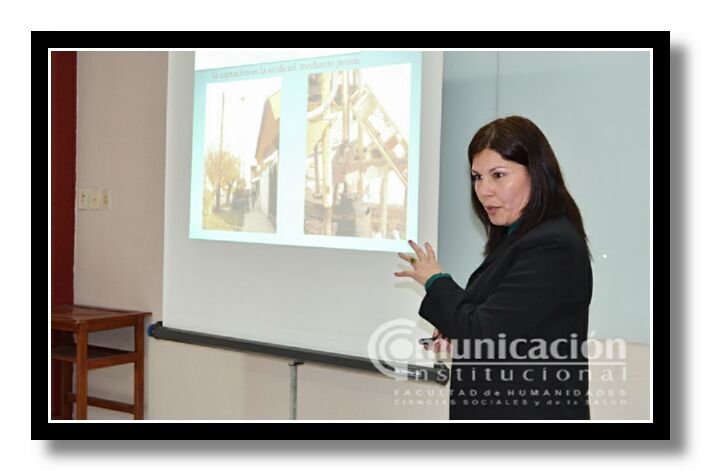 La Lic. Silvina Romano durante su exposicin.