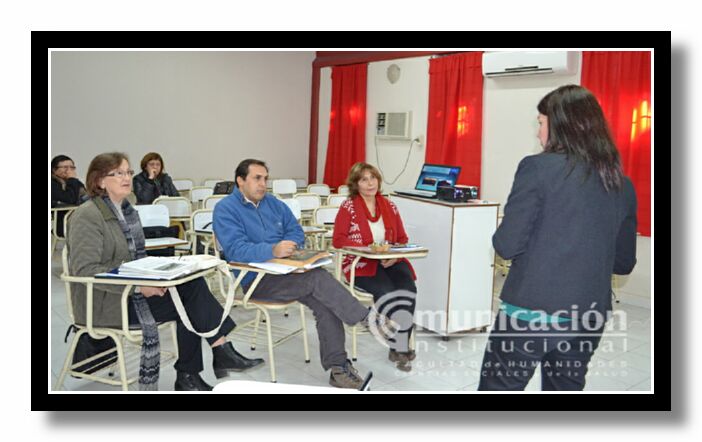 El tribunal evaluador estuvo integrado por: Mg. Silvana Passeri, Mg. Javier Lima y Mg. Mara Anglica Ledesma.