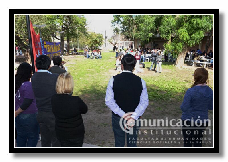 Con la Presencia de la Decana de la Facultad de Humanidades, Cs. Sociales y de la Salud , Mg Mara Mercedes Arce y el Vicedecano, Lic. Hugo Marcelino Ledesma.