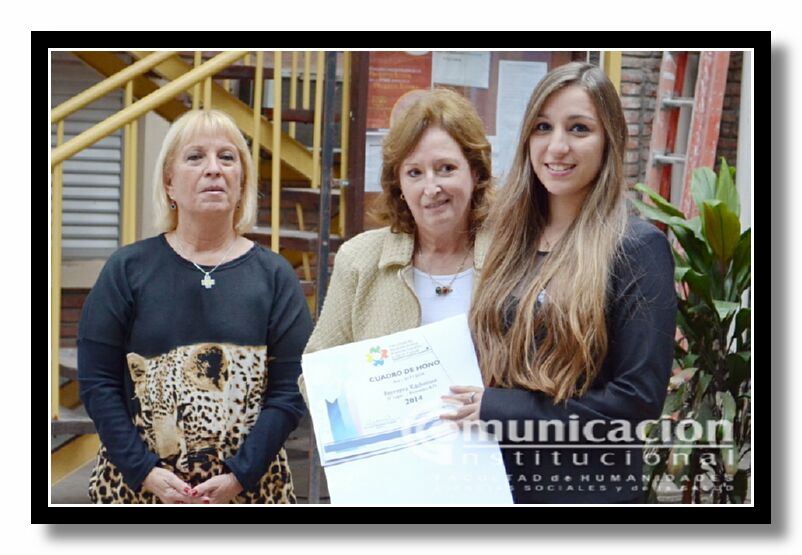La Rectora de la Unse. Lic. Natividad Nassif destac la importancia del Acto en el marco del 41 Aniversario de la Universidad y felicit a los Alumnos que se destacaron en sus trayectos acadmicos, en las distintas Facultades.