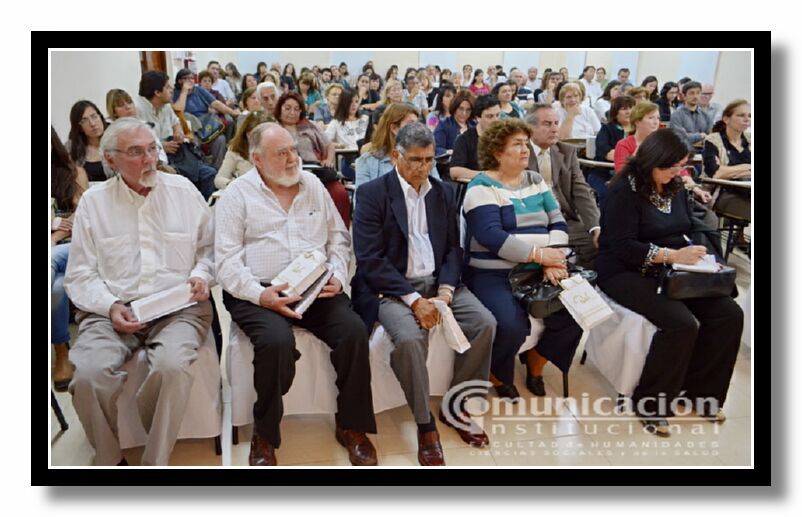Hay democracia efectiva si todos tienen garantizado su acceso a los archivos del saber. 